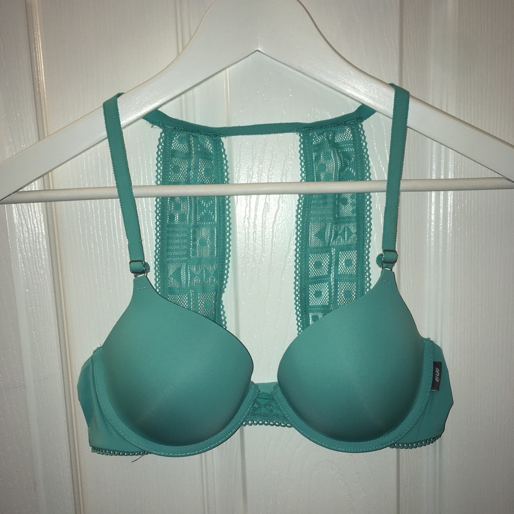 Aerie Harper 34C with Design Back!